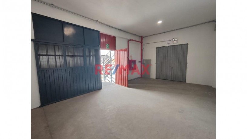 alquiler-de-almacen-local-industrial-taller-industrial-de-175m2-en-2do-piso-ate-big-0