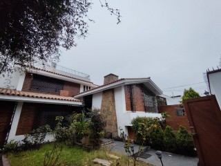 VENTA DE CASA EN SAN ISIDRO - URB. CORPAC